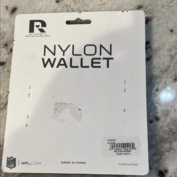 NFL Vikings Purple and Black Wallet - Picture 3 of 3